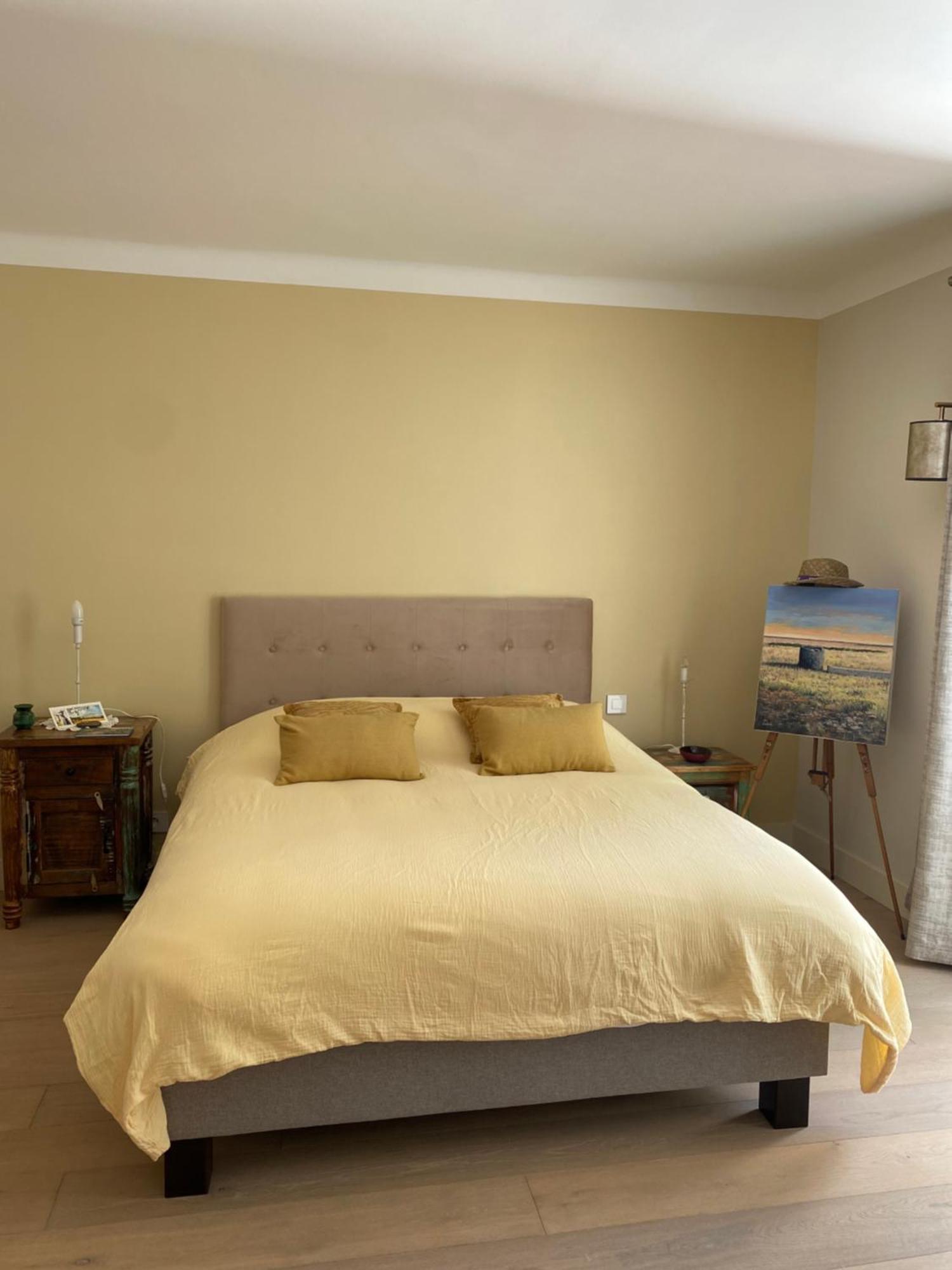 Le Repos Du Keyrie Hotel Saint-Marc-Jaumegarde Værelse billede